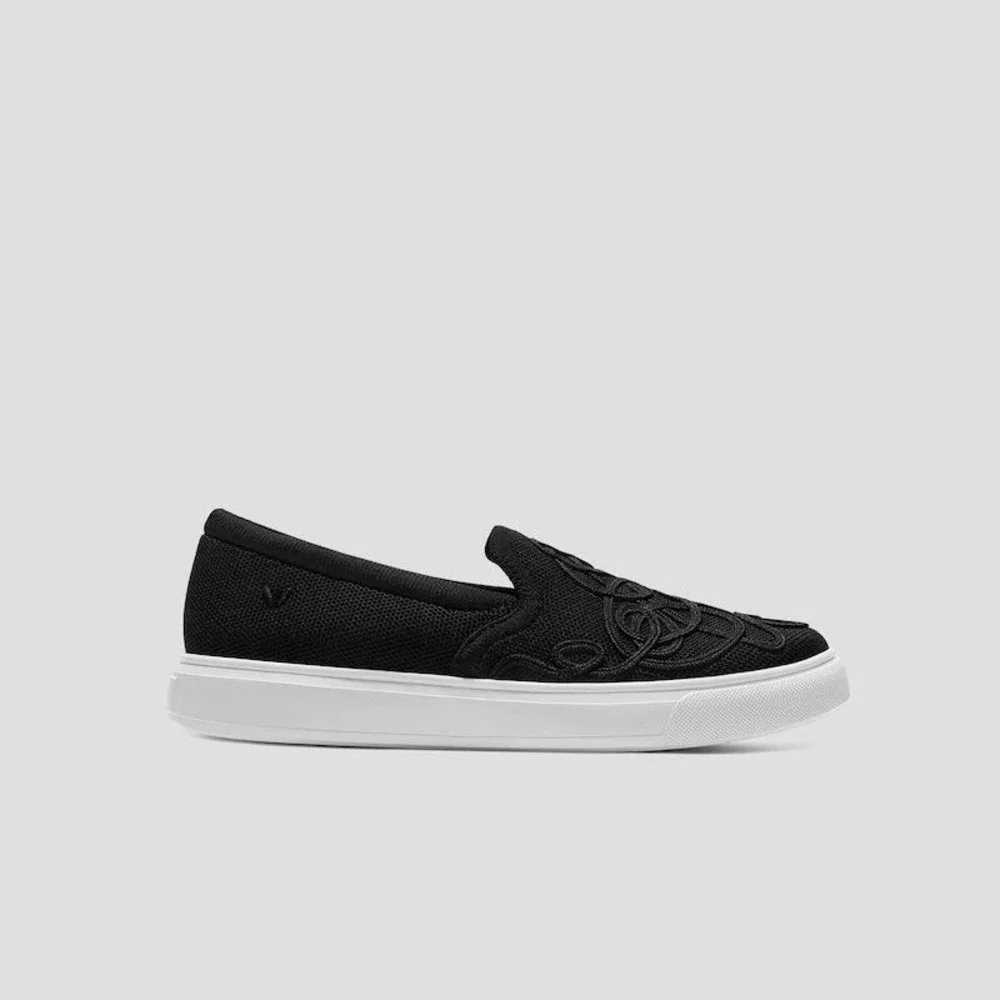 VIVAIA Black Embroidered Knit Slip On Sneakers Water Repellent Size EU 41 US 9.5